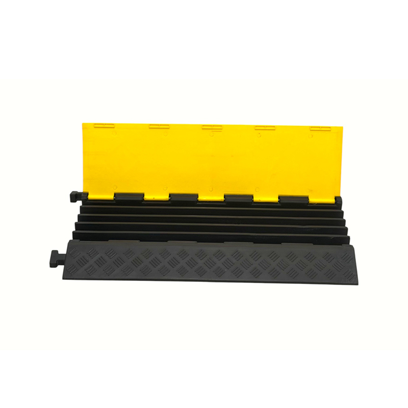 Gummibas med hög lastbärande kapacitet Pvc-flipskydd 5-kanaligt kraftigt kabelskydd