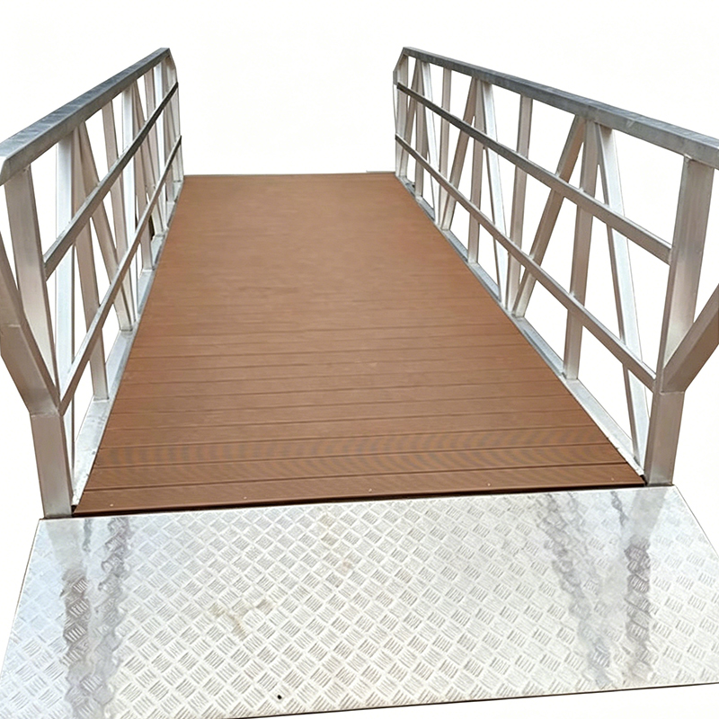 WPC Floating Dock Däck