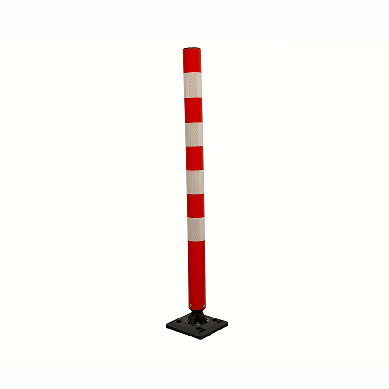 Ytmonterad trafikavgränsningsstolpe med nedskruvad bas